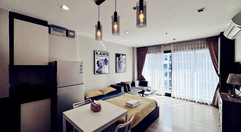 Pattaya THE BASE Sea View Holiday inn Central Pattaya 5-Star Guesthouse suite