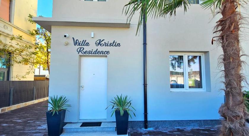 Villa Kristin Residence