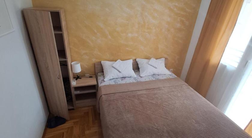 Rooms1