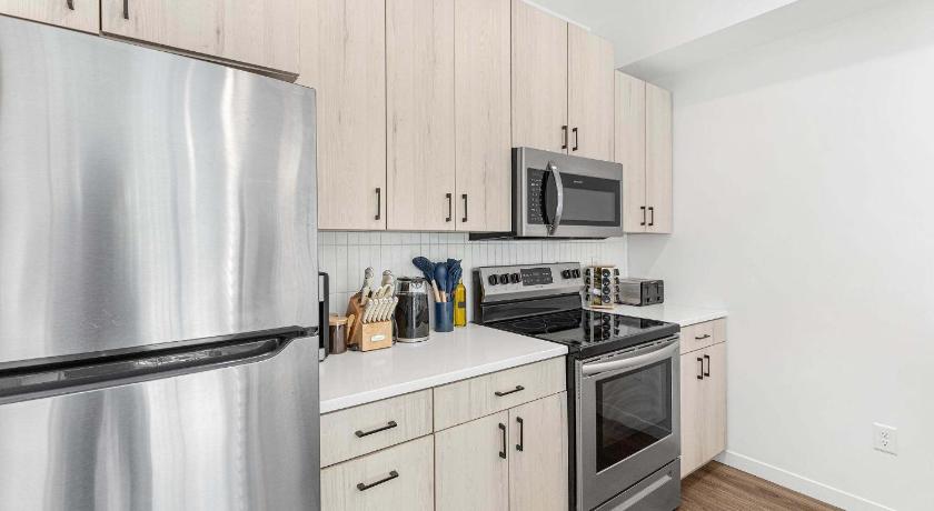 明尼阿波利斯 Modern 1BD Near DT & UMN Gym Street Parking 4星级 住宿 大堂