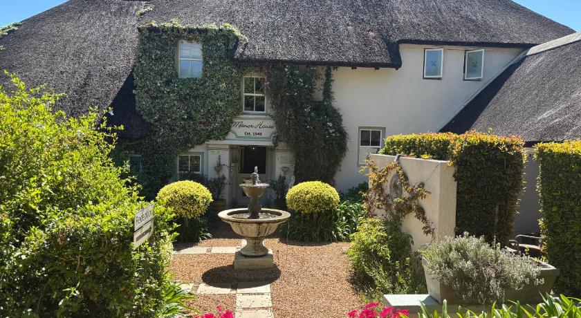 In the Vine Country Manor House - image 2