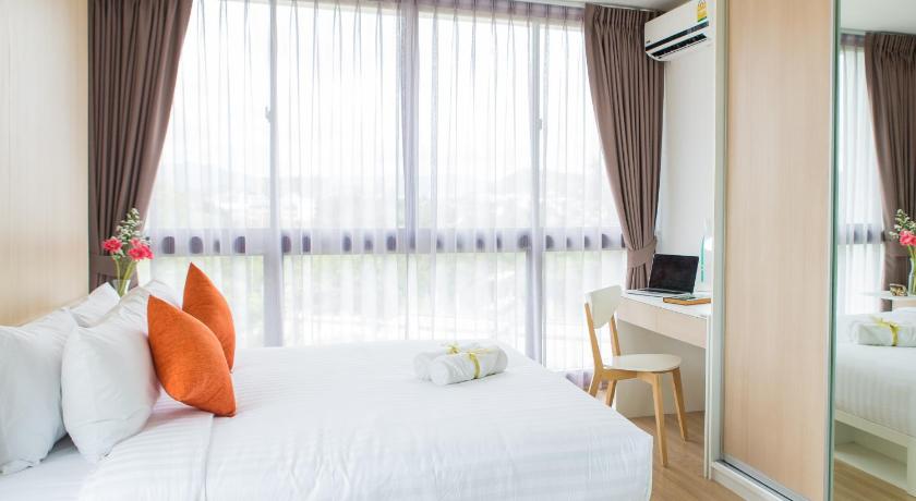 Image of Superior Room 6