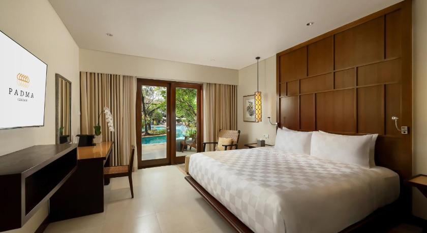 Image of Lagoon Pool Access 1