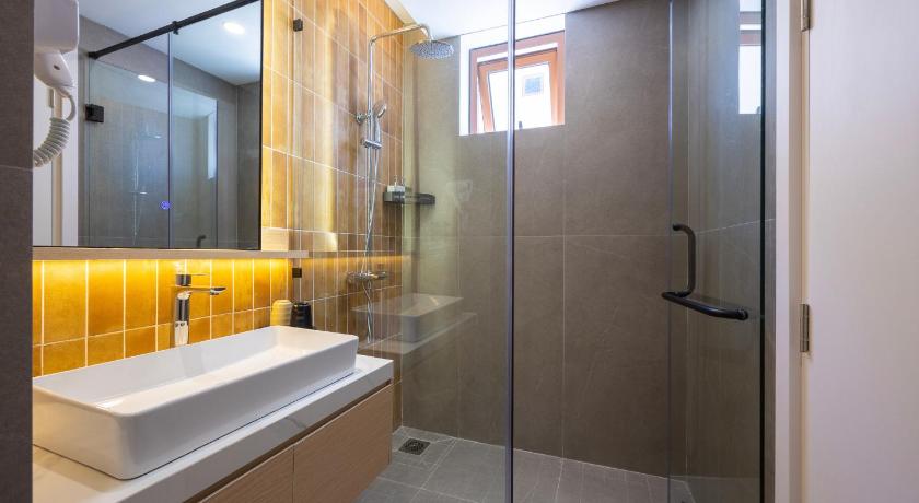Phòng Tiêu Chuẩn Giường Lớn Có Cửa Sổ (Standard King Room with Window)tooltipPhòng Tiêu Chuẩn Giường Lớn Có Cửa Sổ (Standard King Room with Window)
