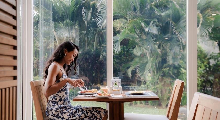 Eastin Ashta Resort Canggu - image 42