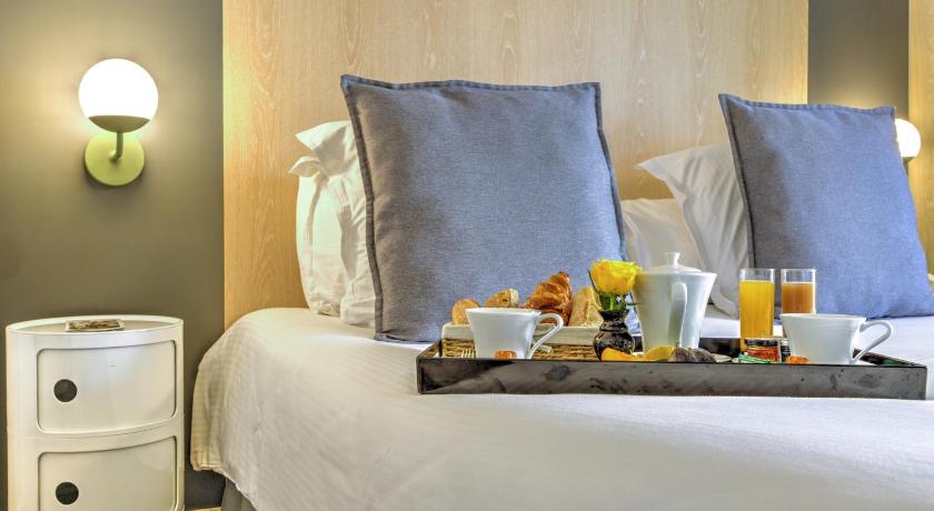 Image of Double Room with Balcony 3