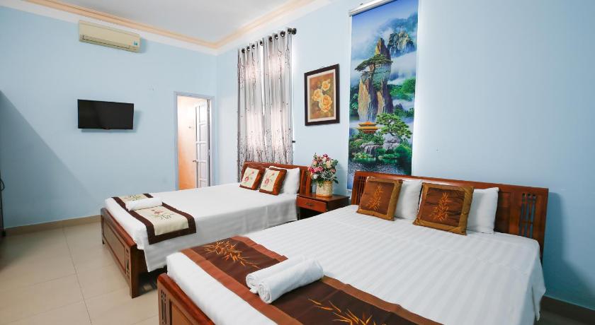 Image of Deluxe Triple Room 1