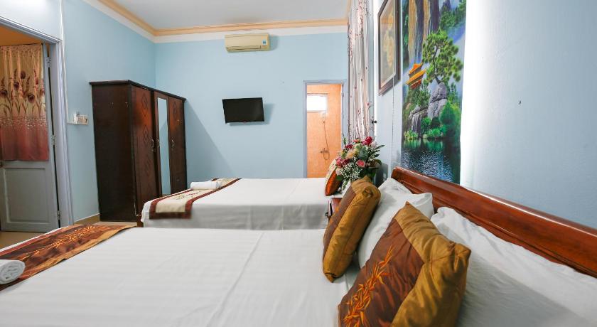 Image of Deluxe Triple Room 5