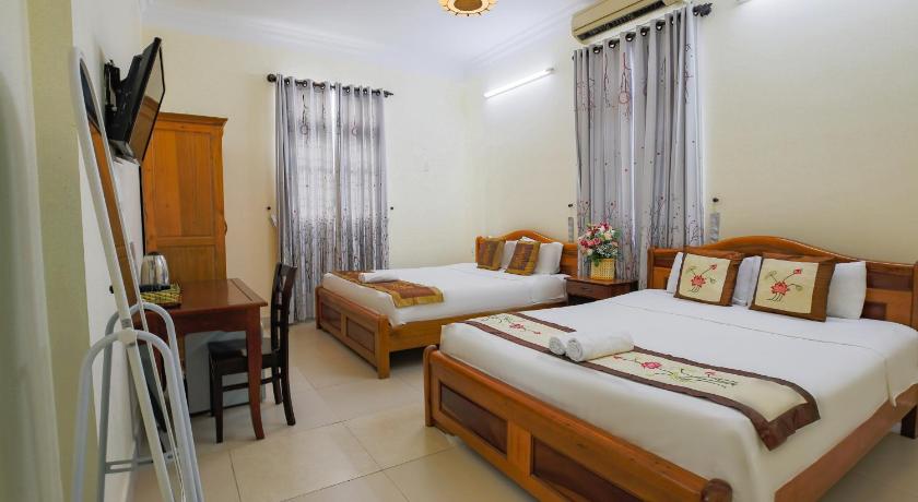 Image of Deluxe Triple Room 7