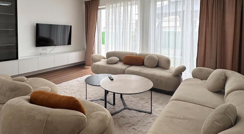 Luxury Penthouse 4 Bedrooms
