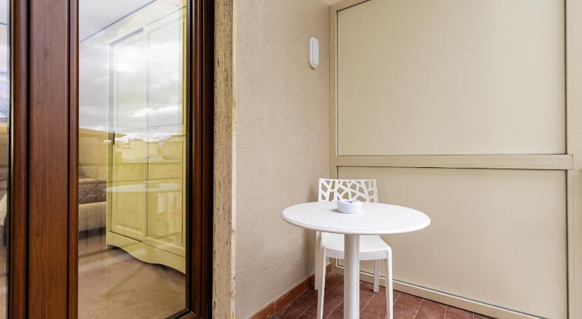 Reggio Suite - image 37