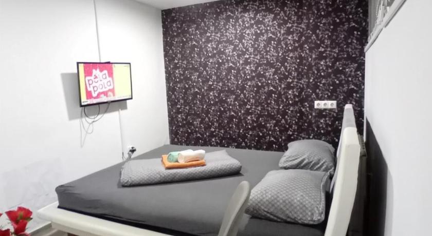 Photo of EM Apartments - Agoda Discount Booking