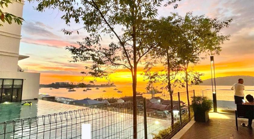 コタキナバル The Shore Kota Kinabalu City Centre by LW Suites 5つ星 ホテル 外観