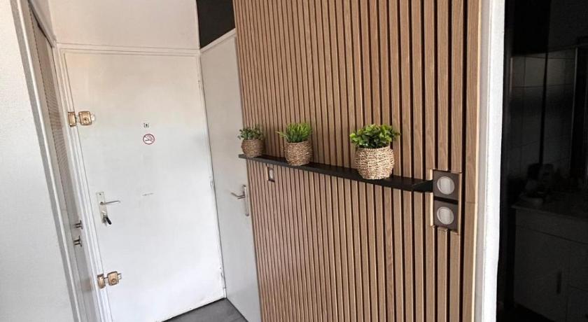 Image of Apartment 5