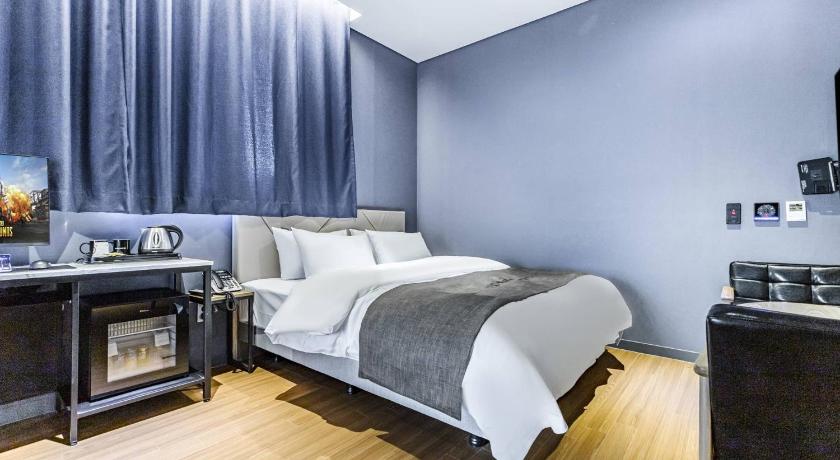 首尔 Triple 8 Hotel 酒店 套房