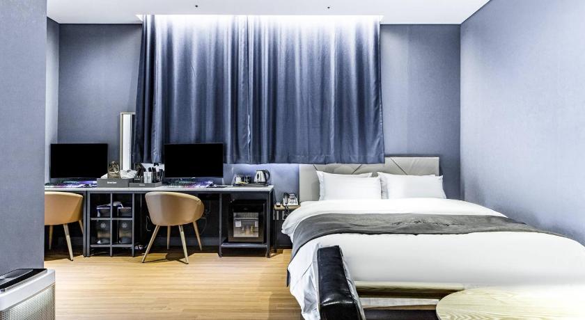 首尔 Triple 8 Hotel 酒店 套房