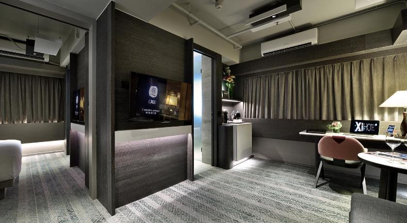 Image of Deluxe Family Suite 0