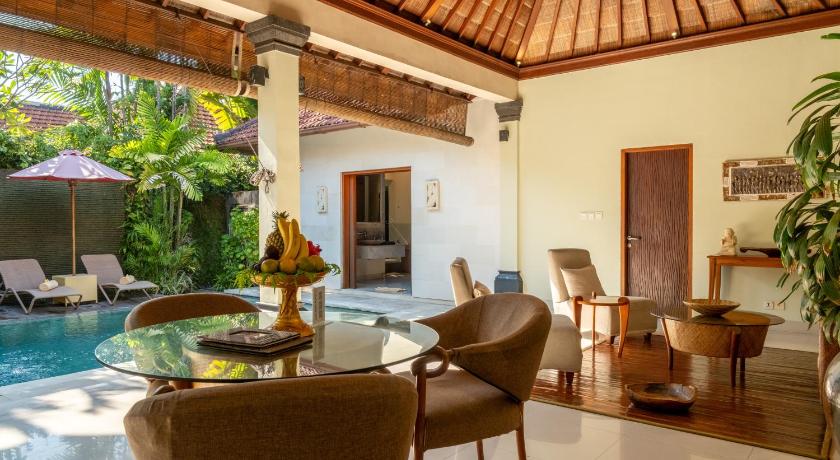 Villa Elegant by Exotiq - image 23
