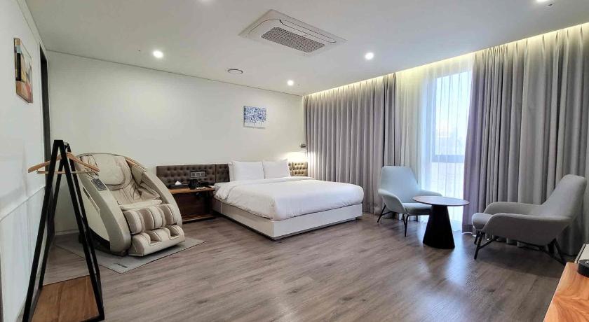 テグ Hotel PIED Suseong 3つ星 ホテル プール