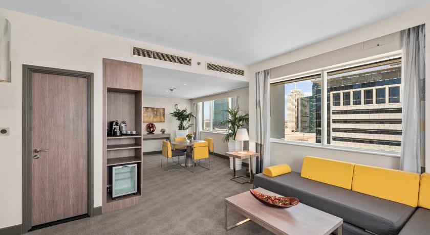 Image of Executive Suite 9