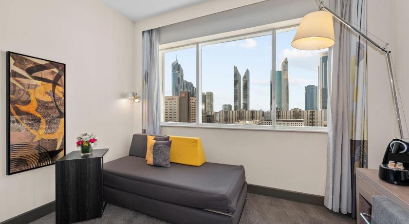 Image of Executive Room with Double Bed and Sofa 7