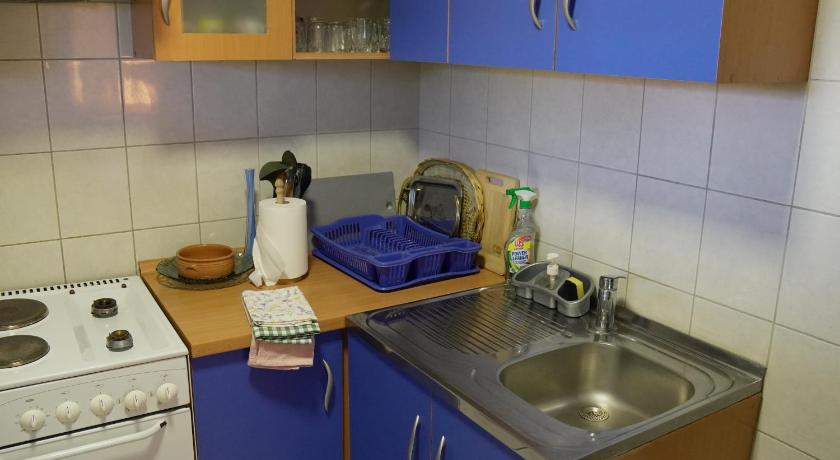 貝爾格勒 Plavi apartman Airport 4星级 单人房 餐厅