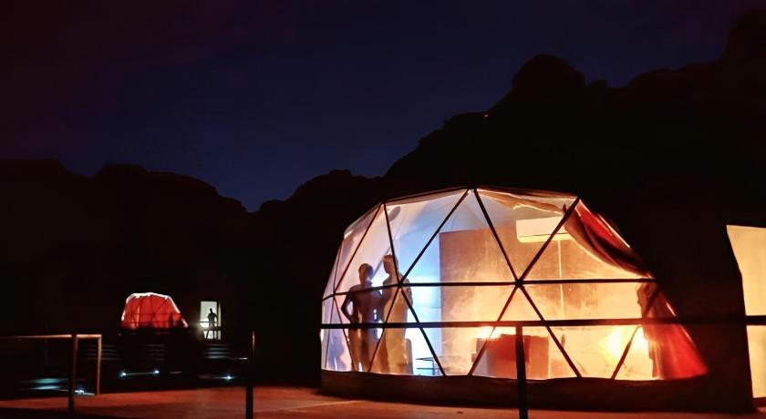Wadi rum lona camp