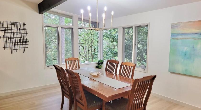 코밸리스 (OR) The Crest House- a forested retreat 4성급 숙소 부대시설