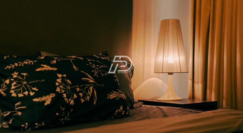 Image of One-Bedroom Apartment 9