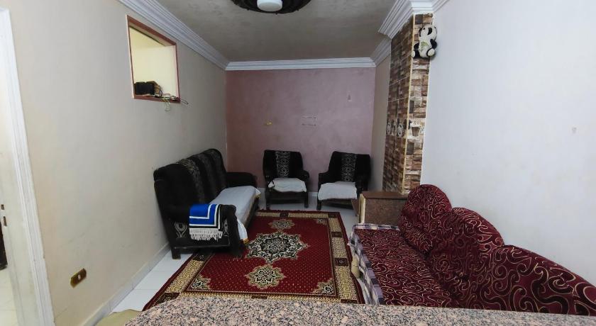 شقه مفروشه جميله جدا بموقع متميز 10