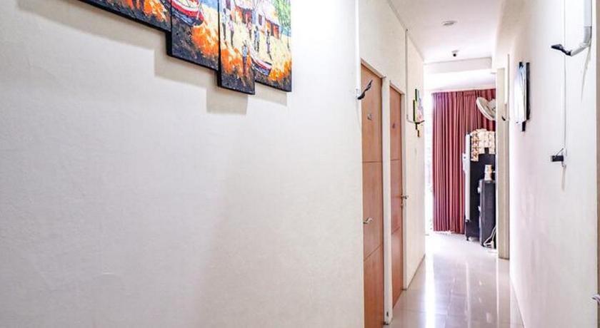 RedDoorz @ Mayjen Sungkono Surabaya – Surabaja, IL