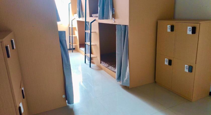 우루무치 Tiancheng International Youth Hostel Urumqi 호텔 수영장