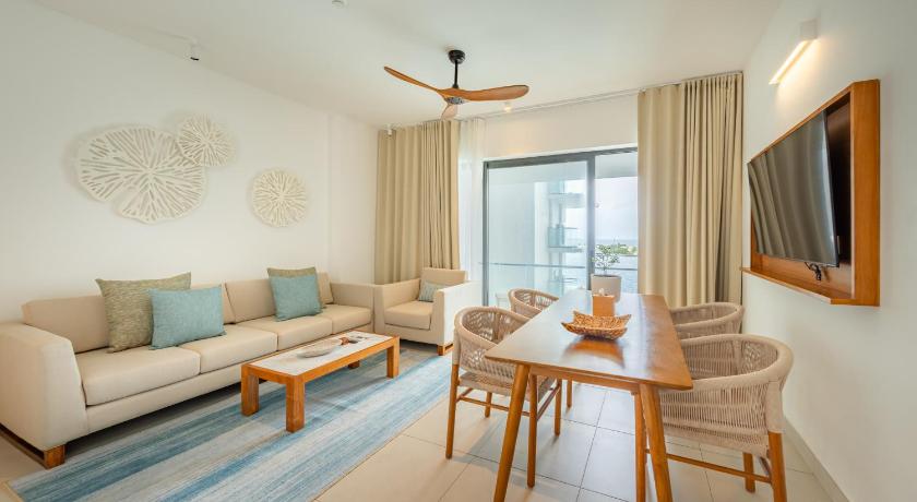 รูปของSea View 3 Bedroom Master Suite 0