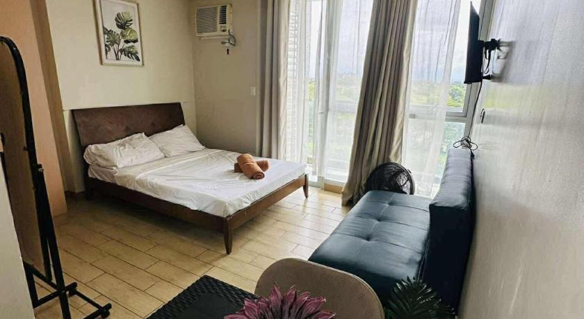 Cozy Stay at The Palladium - image 15