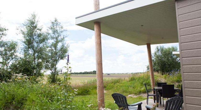 Strand49 Glamping Sint Maartenszee — Hotel in Schagen