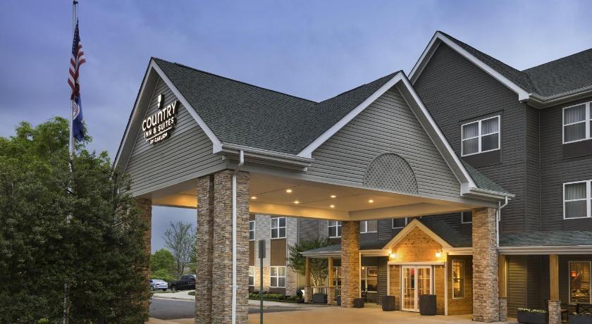 Country Inn & Suites by Radisson, Washington Dulles International Airport, VA