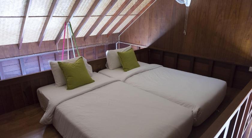 รูปของฮันนีมูน สวีท (Honeymoon Suite) 16