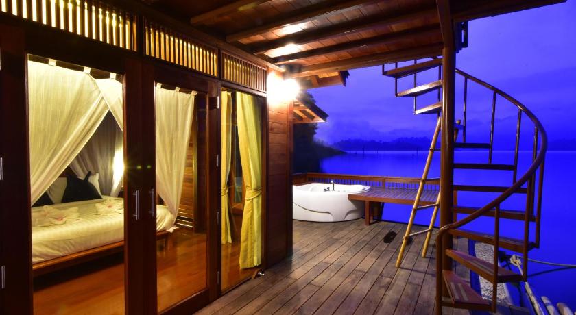 รูปของฮันนีมูน สวีท (Honeymoon Suite) 5
