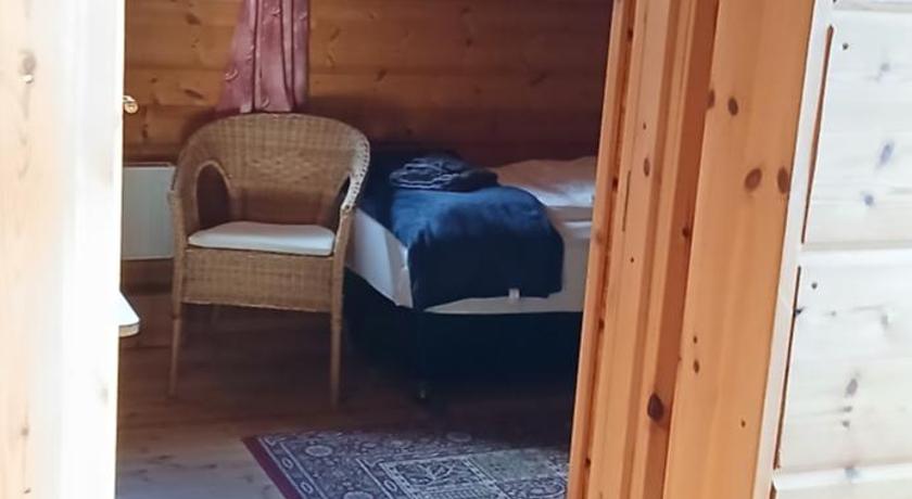 Image of Small Twin Room 5