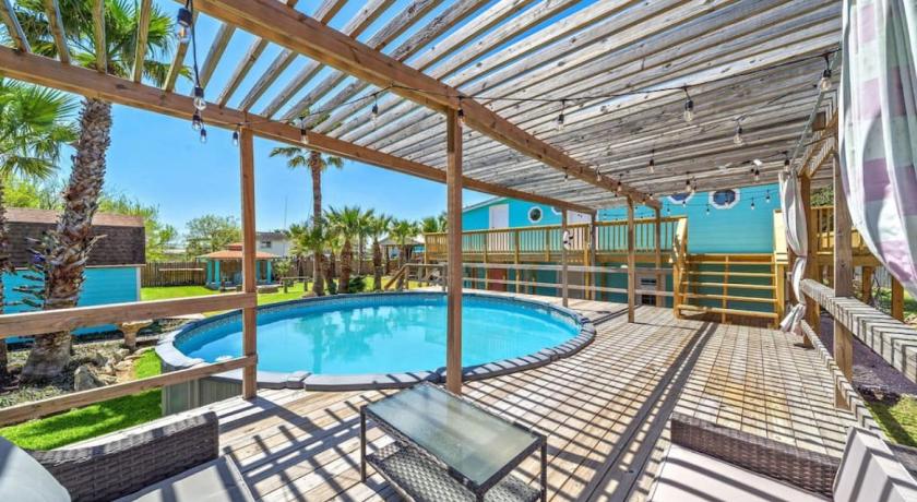 바클리프 (TX) Multi-family Property with Private Pool, Large Yard and Steps From the Bay 5성급 숙소 로비