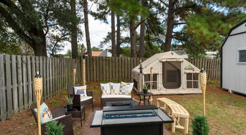 윌밍턴 (NC) Lux 5BR Escape Peaceful Oasis & Outdoor Zen Lounge 4성급 숙소 레스토랑