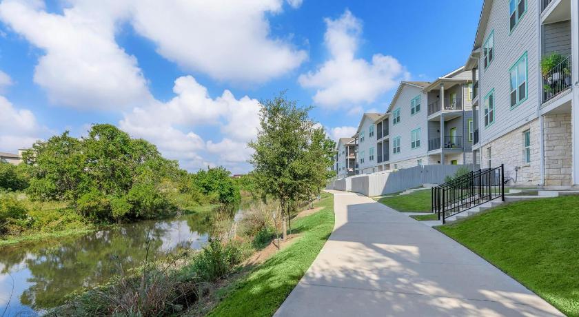 リンダー (TX) New 1BR Apt leander tx 2つ星 宿泊施設 レストラン