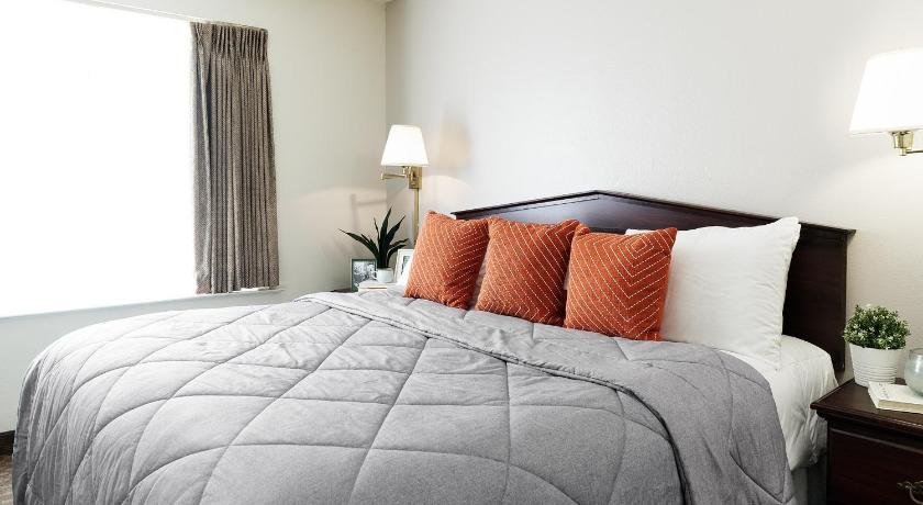 バーミンガム InTown Suites Extended Stay Birmingham AL - Lakeshore Parkway 3つ星 宿泊施設 客室