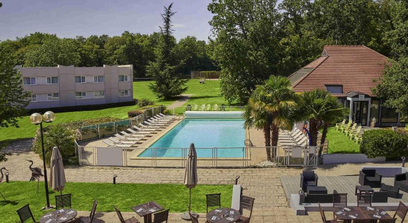 Novotel Fontainebleau Ury