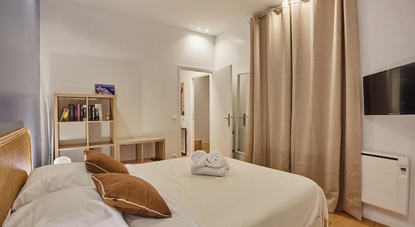 New Apartment  Center of Paris - image 12