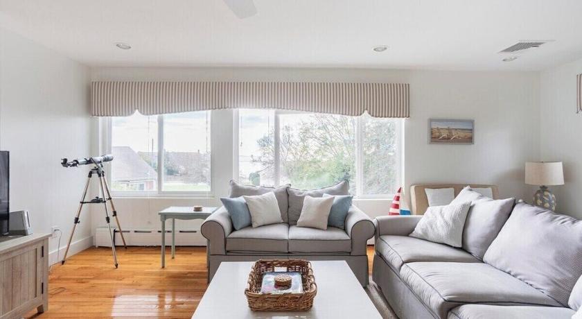 뉴 런던 (CT) Spacious Oceanview Villa Elegant Coastal Escape, Sleeps 22 5성급 숙소 스위트룸