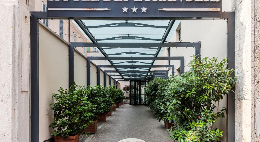 Hotel Des Etrangers photo