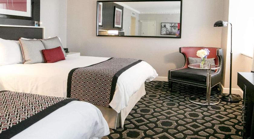 รูปของห้องสุพีเรียร์พร้อมเตียงใหญ่ 2 เตียง (Superior Room with 2 Double Beds) 4