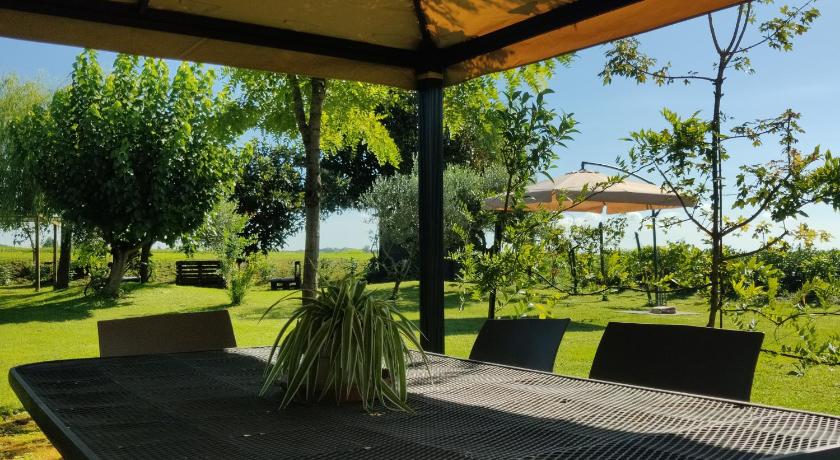 Villa Serena, secret garden - 7 min Noventa Outlet