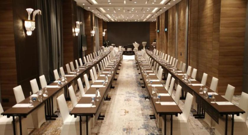 ジョホールバル Sunway Hotel Big Box 4つ星 ホテル スイート